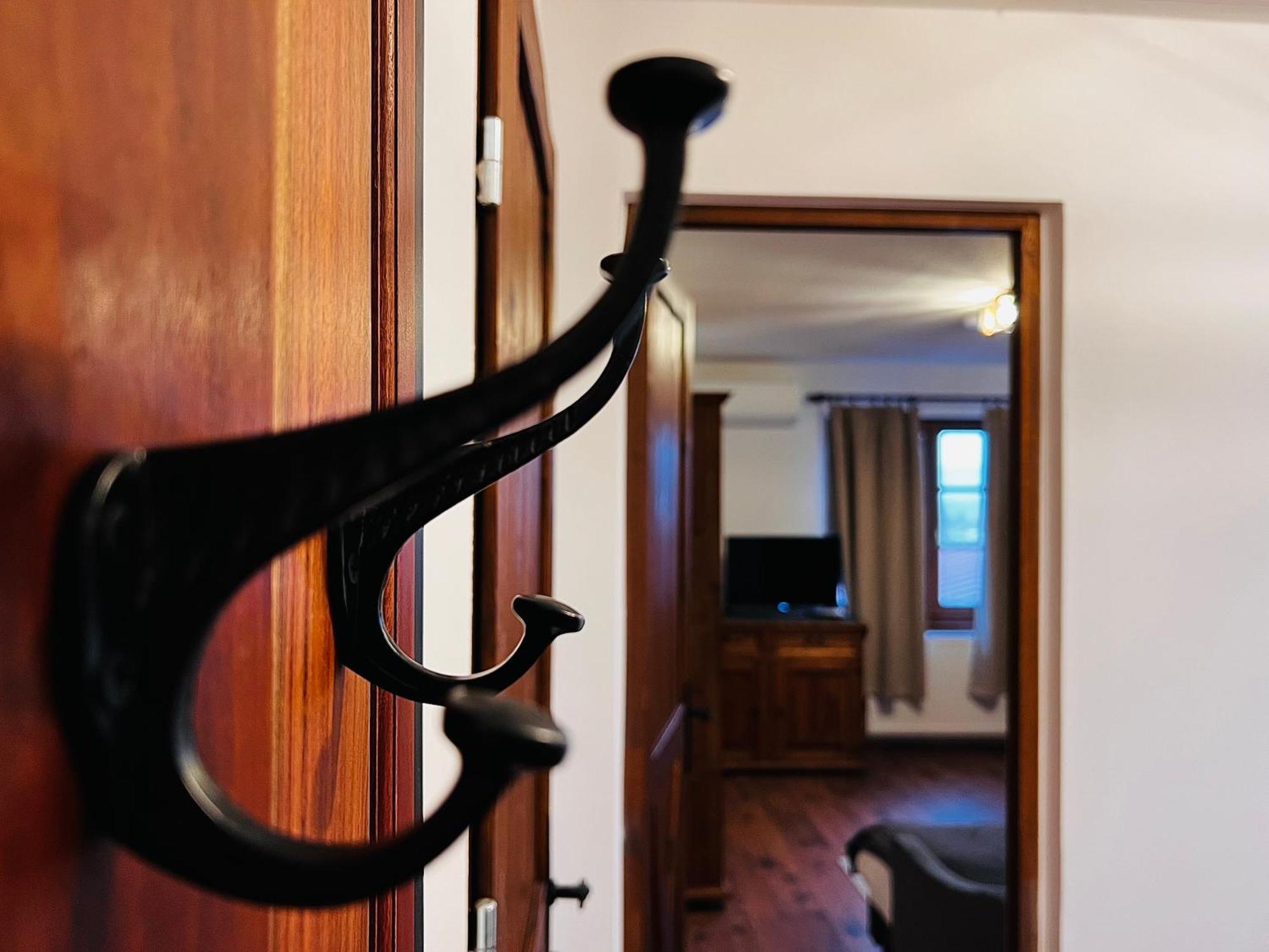 Pilisi Lovas Major, Dorog Bed and Breakfast Buitenkant foto